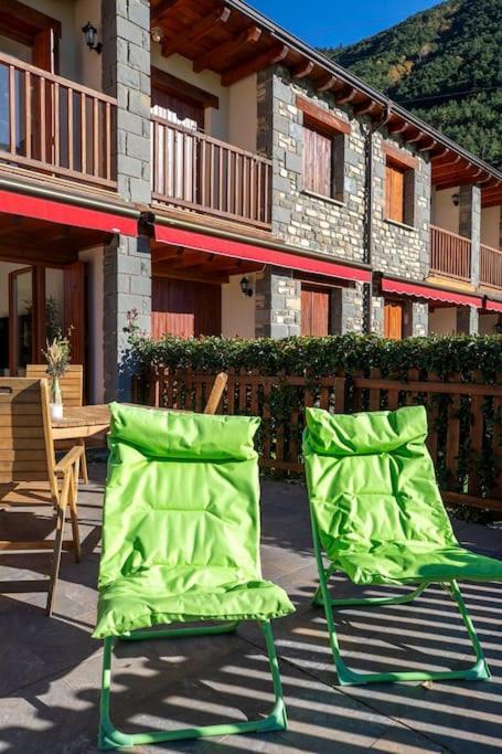 Casa Nieves Lägenhet Villanúa Exteriör bild